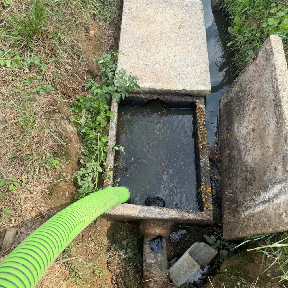 Septic Pumping Closeup